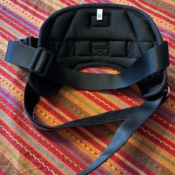 ShawnCo Essential Dog Harness, No-Pull, No Choke, Reflective, Adjustable Medium - Picture 8 of 8